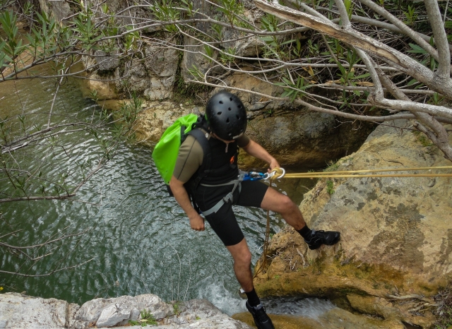 Evitando pisar el agua en Majales